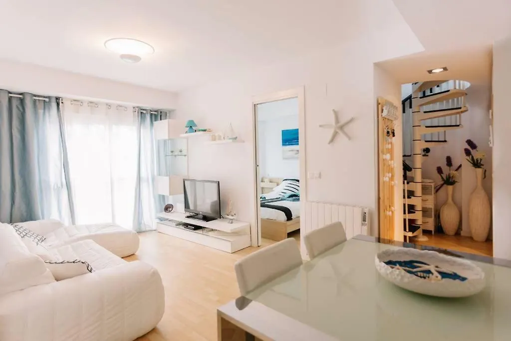 Duplex 3 Habitaciones パラモス